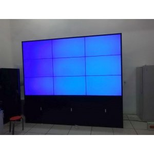 北京大興區某制藥廠46寸5.5mm3X3